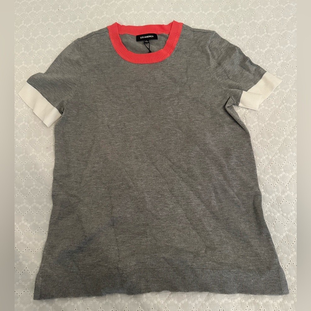 Size small 525 America short sleeve colorblock top